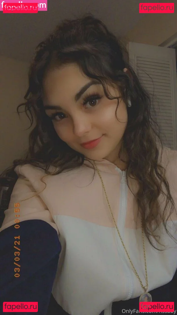 rissbby Onlyfans Photo Gallery 