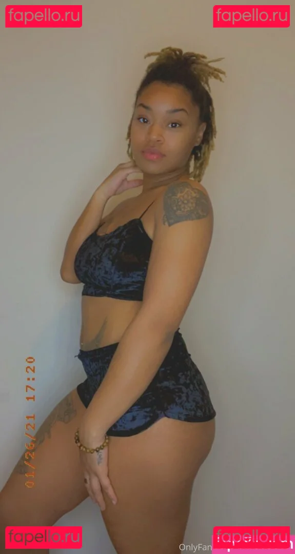 nyshacreams Onlyfans Photo Gallery 