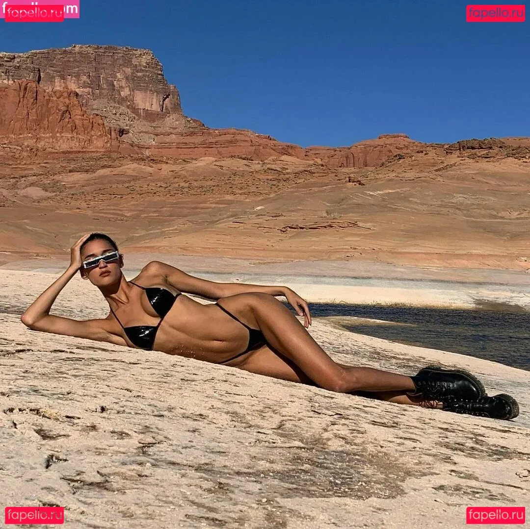 Dani Carbon Onlyfans Photo Gallery 