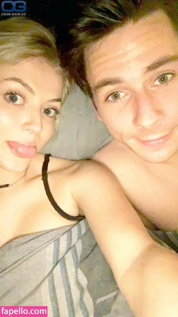 lizakovalenkoo Onlyfans Photo Gallery 