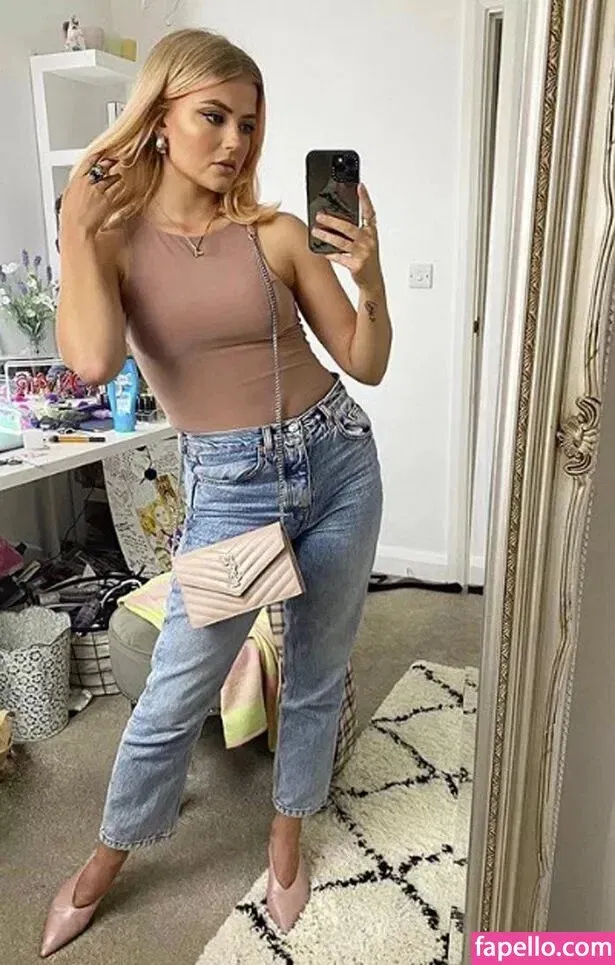 lizakovalenkoo Onlyfans Photo Gallery 