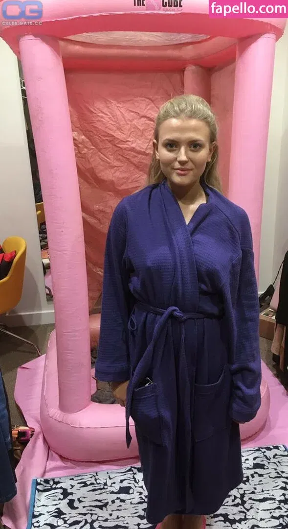 lizakovalenkoo Onlyfans Photo Gallery 