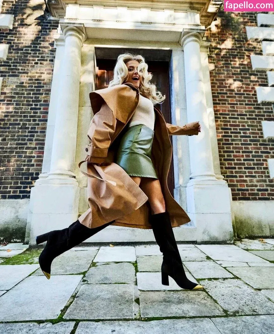 lizakovalenkoo Onlyfans Photo Gallery 