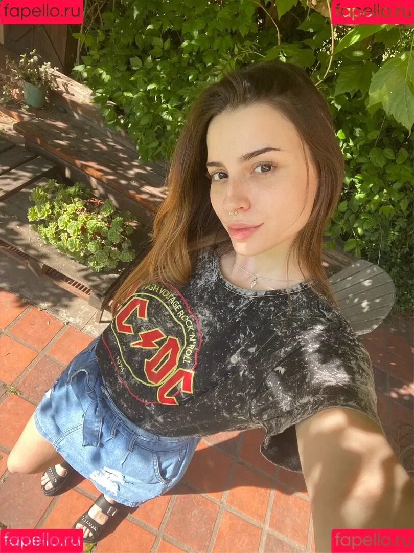lolalala23 Onlyfans Photo Gallery 