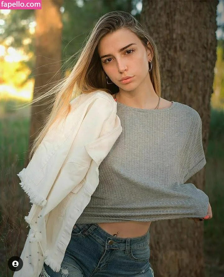 lolalala23 Onlyfans Photo Gallery 