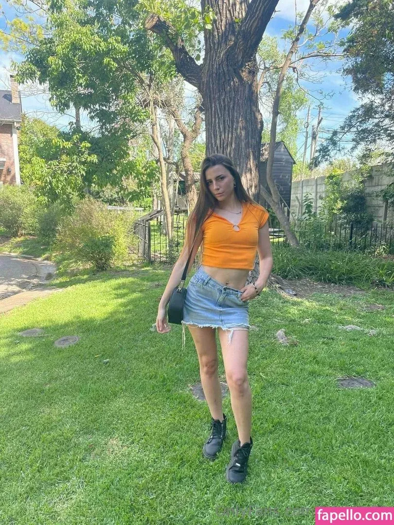 lolalala23 Onlyfans Photo Gallery 