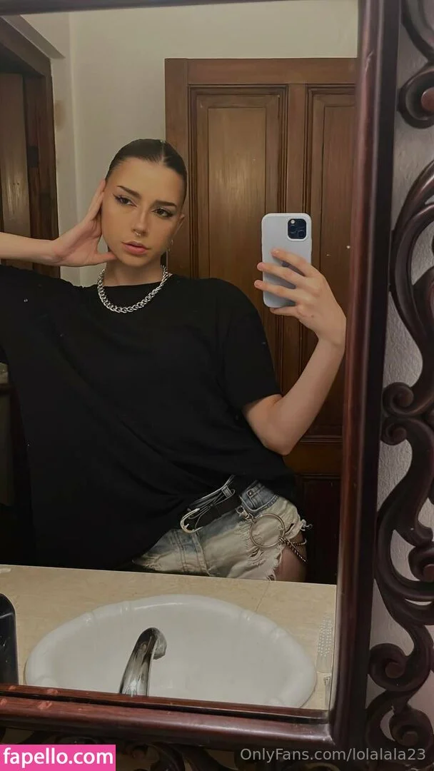 lolalala23 Onlyfans Photo Gallery 