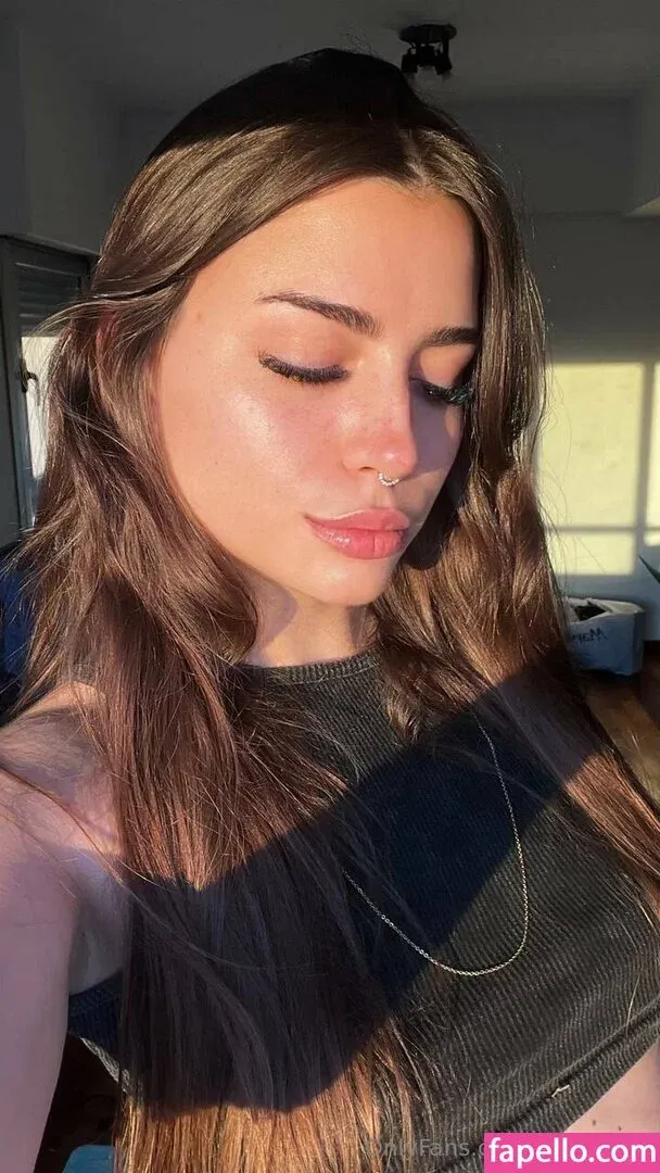 lolalala23 Onlyfans Photo Gallery 