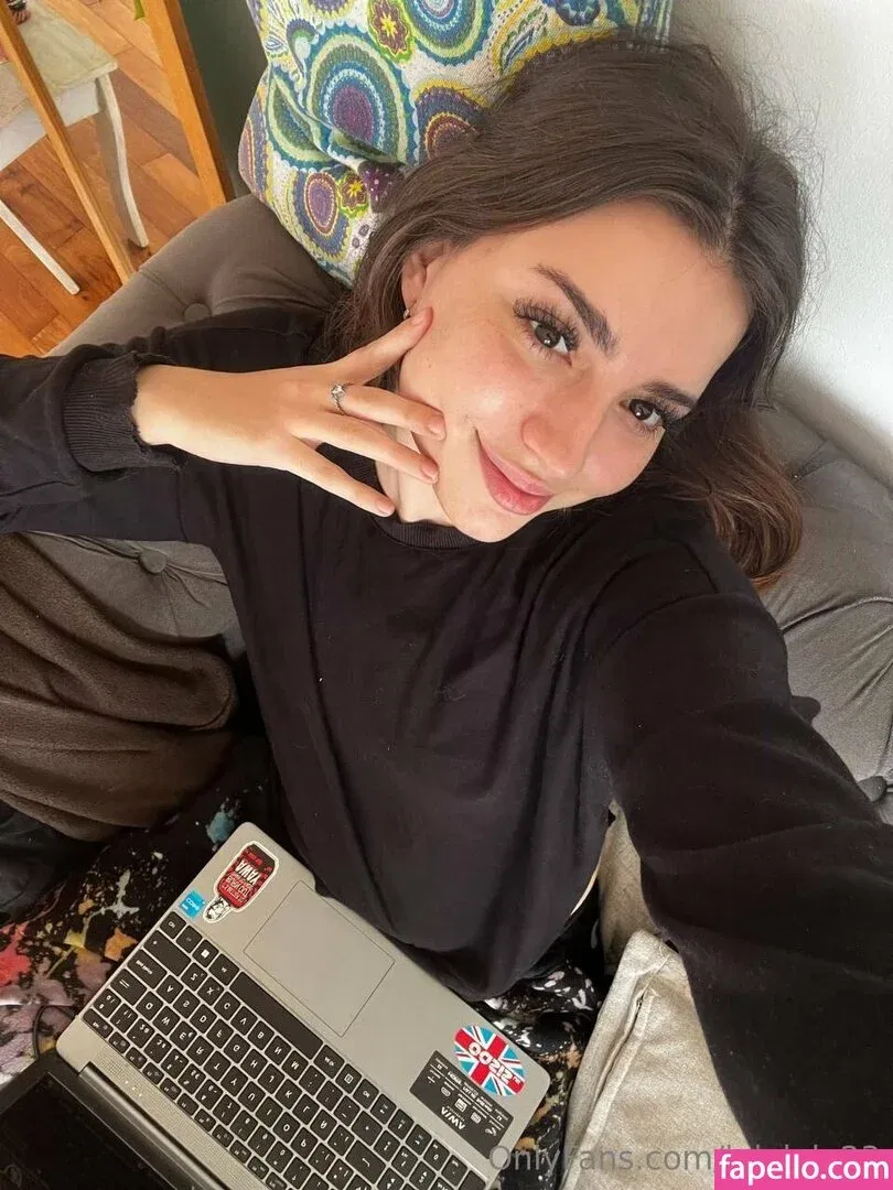 lolalala23 Onlyfans Photo Gallery 