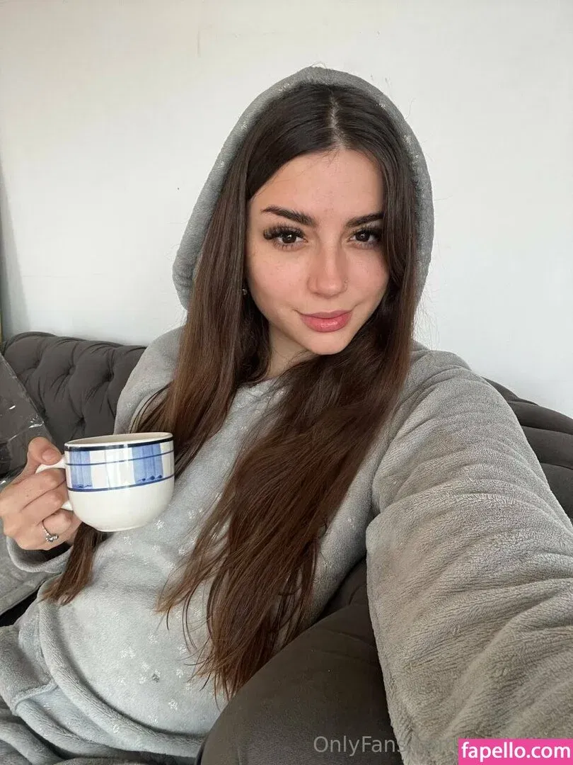 lolalala23 Onlyfans Photo Gallery 