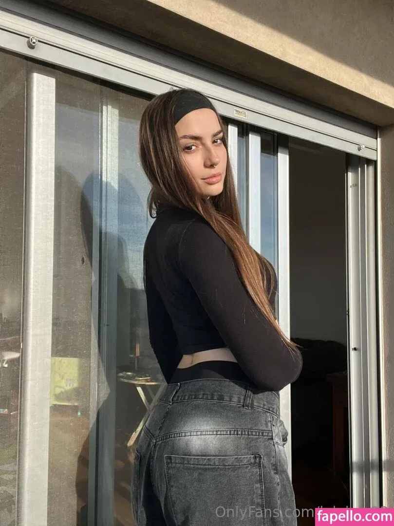 lolalala23 Onlyfans Photo Gallery 