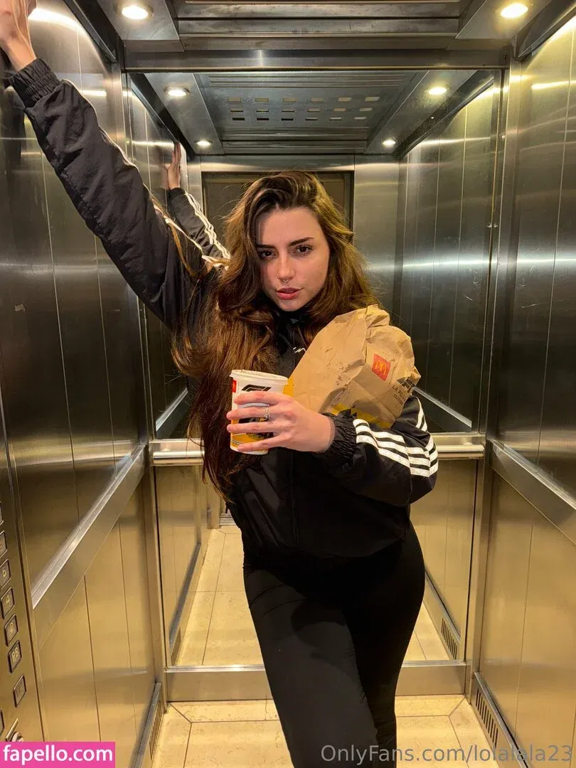 lolalala23 Onlyfans Photo Gallery 