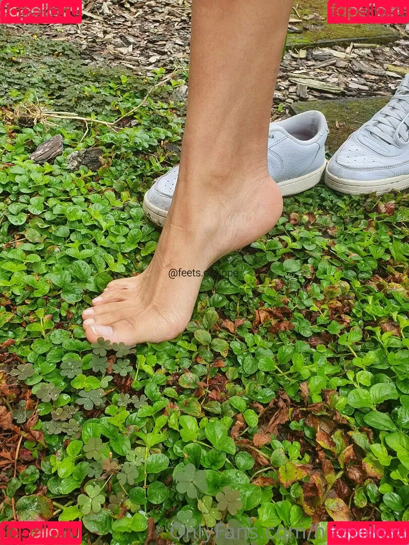 hope.feet Onlyfans Photo Gallery 