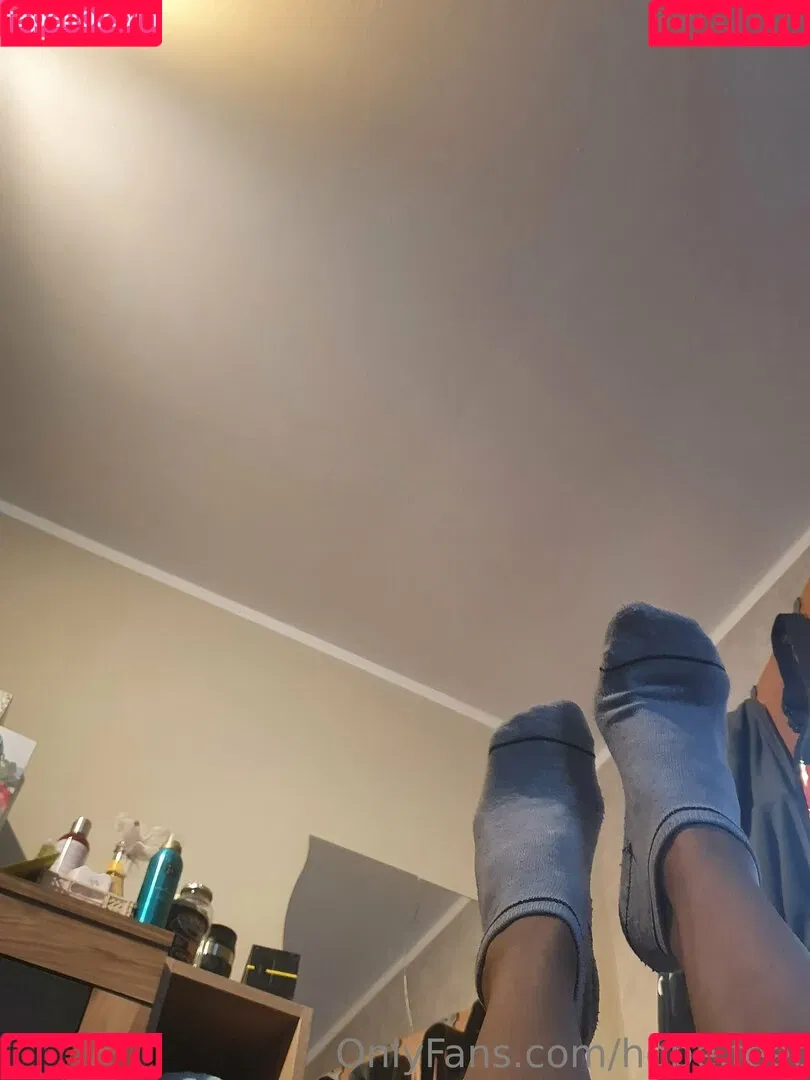 hope.feet Onlyfans Photo Gallery 