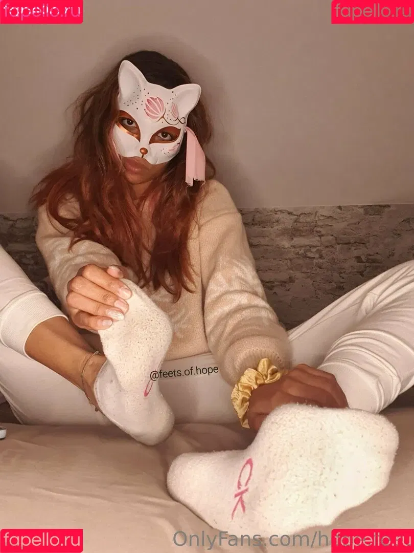 hope.feet Onlyfans Photo Gallery 