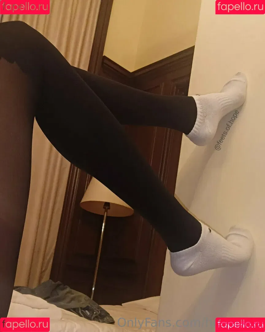 hope.feet Onlyfans Photo Gallery 