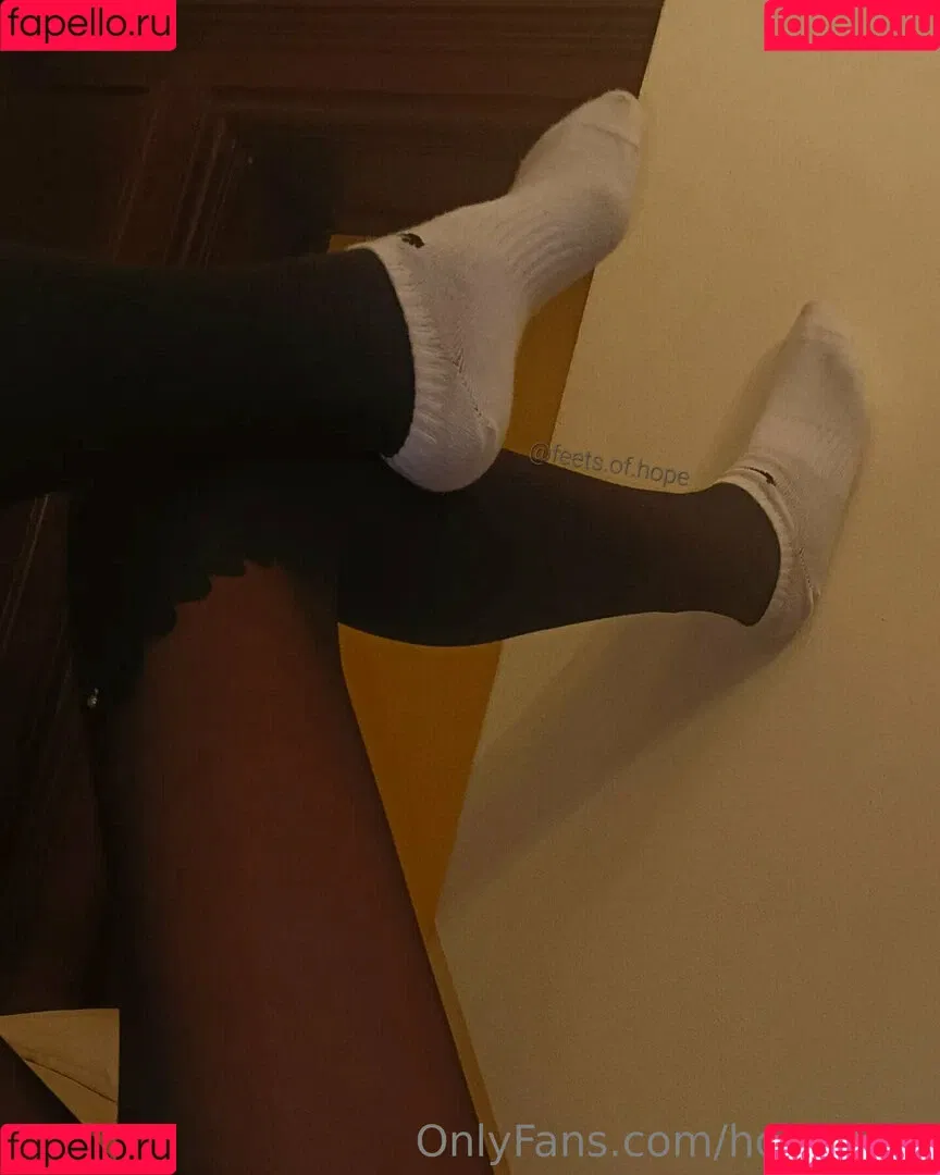 hope.feet Onlyfans Photo Gallery 