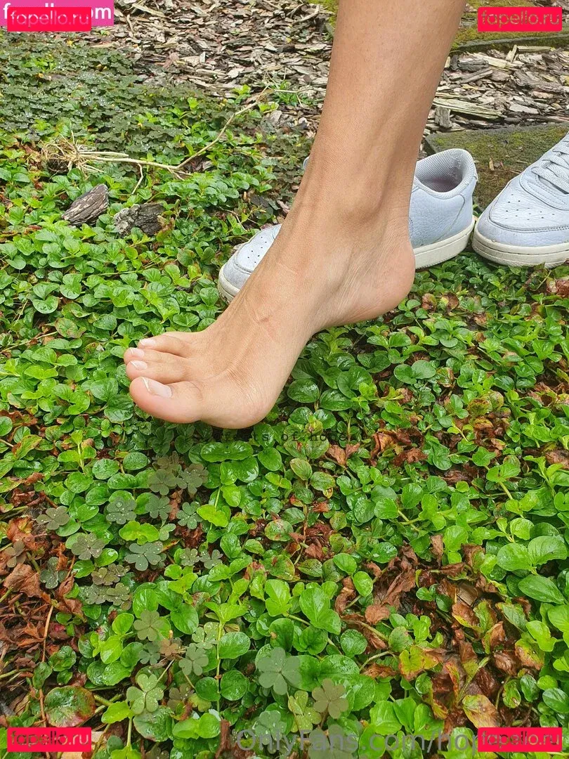hope.feet Onlyfans Photo Gallery 