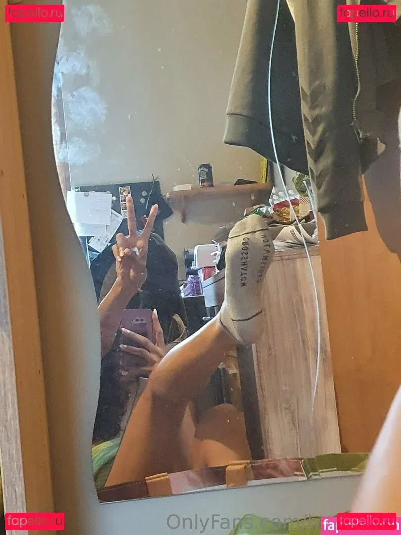 hope.feet Onlyfans Photo Gallery 