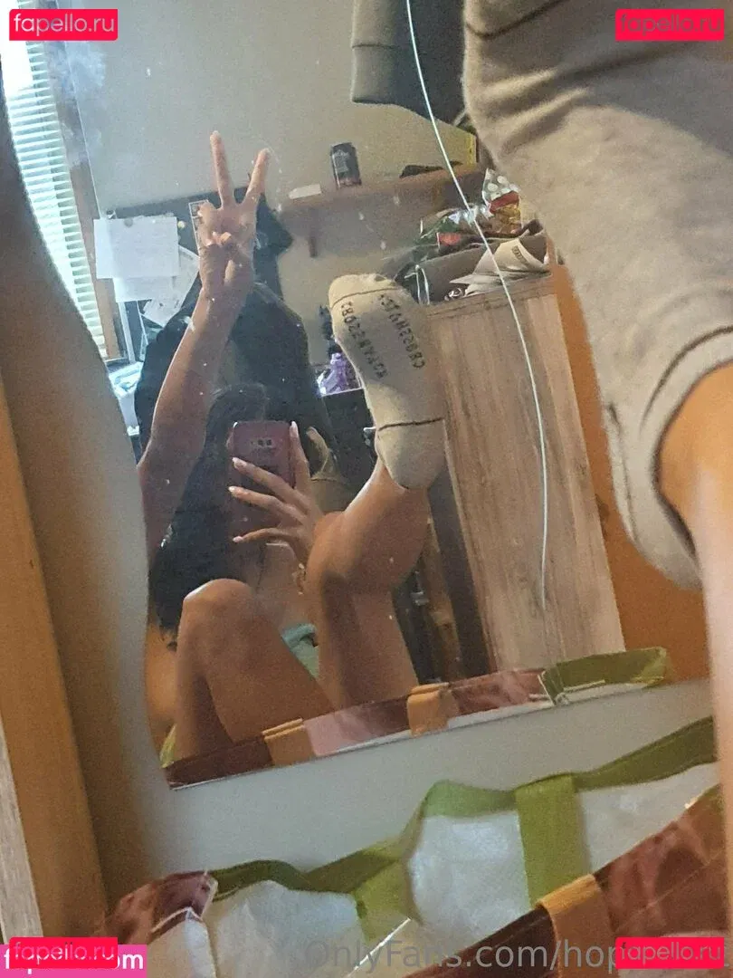 hope.feet Onlyfans Photo Gallery 