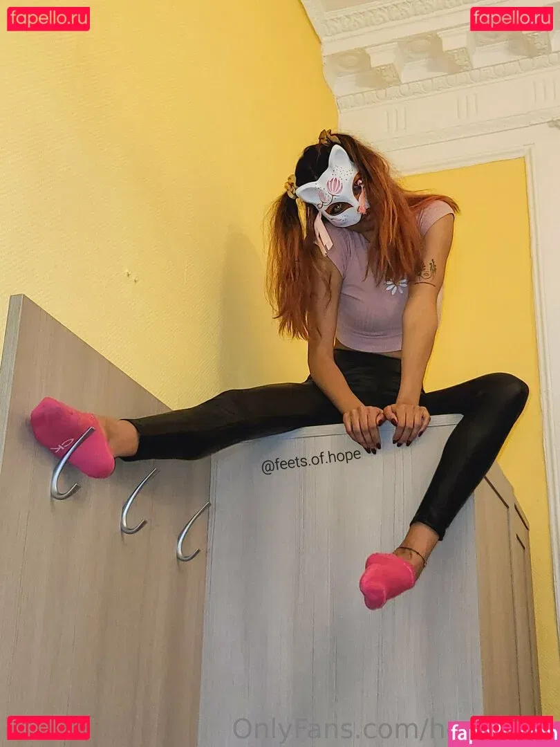 hope.feet Onlyfans Photo Gallery 