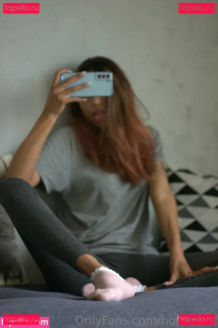 hope.feet Onlyfans Photo Gallery 