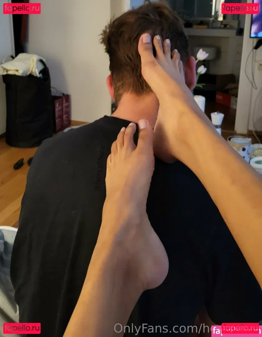 hope.feet Onlyfans Photo Gallery 