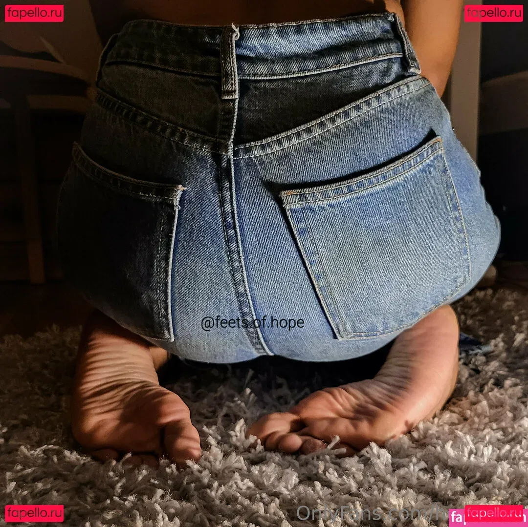 hope.feet Onlyfans Photo Gallery 
