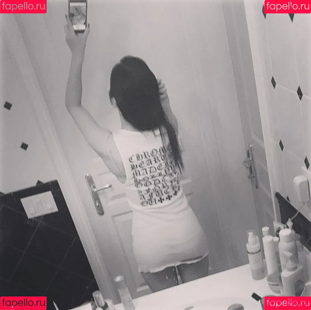 Vivika Babe Onlyfans Photo Gallery 