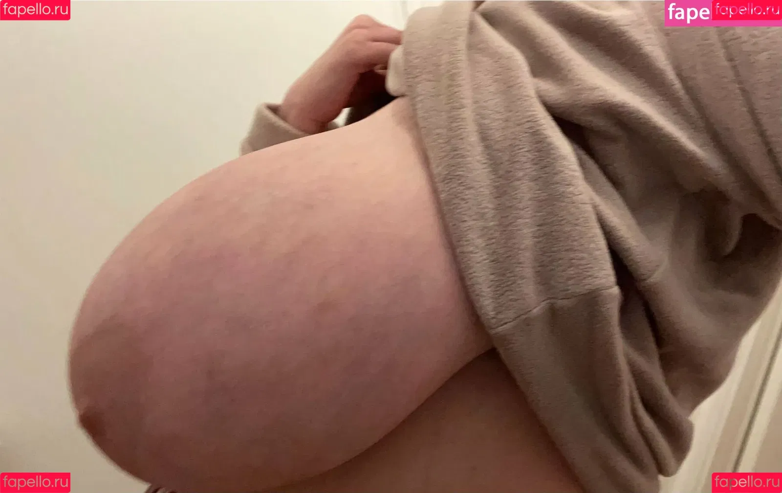 BustyQueen32M Onlyfans Photo Gallery 