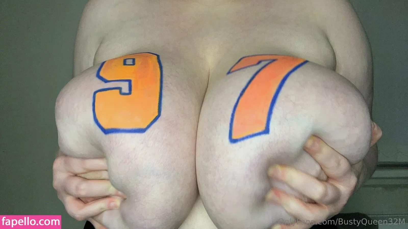 BustyQueen32M Onlyfans Photo Gallery 