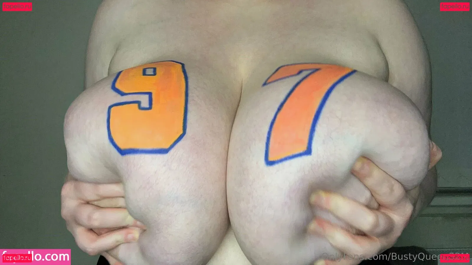 BustyQueen32M Onlyfans Photo Gallery 