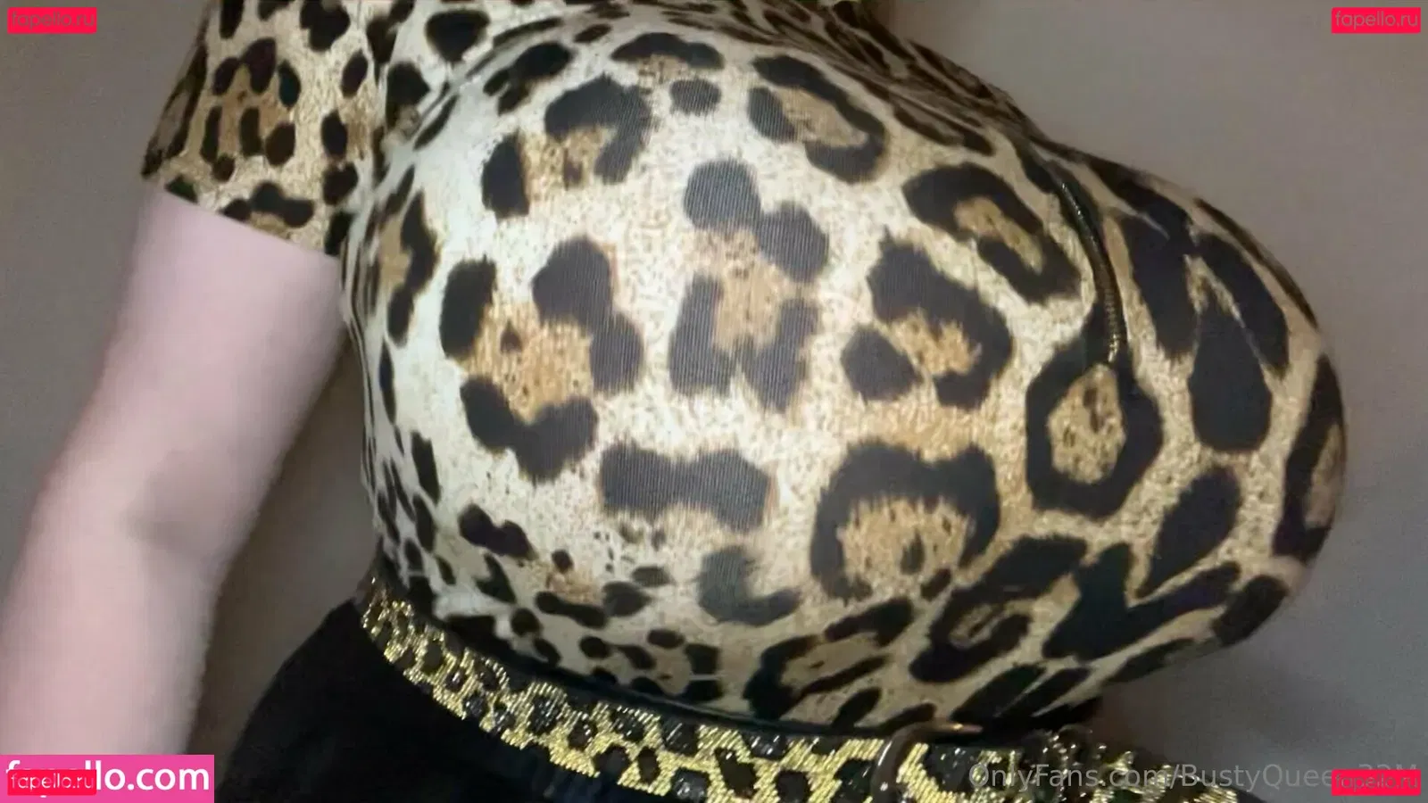 BustyQueen32M Onlyfans Photo Gallery 