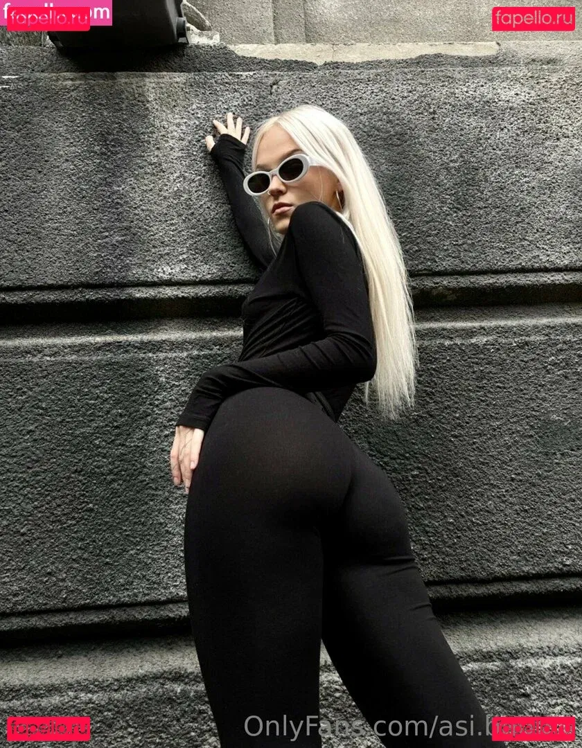 asibaddie Onlyfans Photo Gallery 