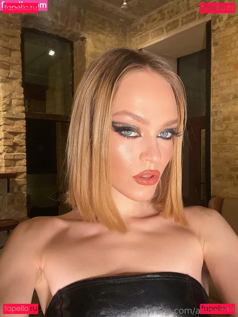 asibaddie Onlyfans Photo Gallery 