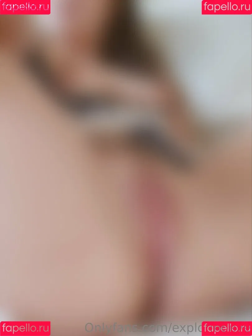 exploringeveisme Onlyfans Photo Gallery 