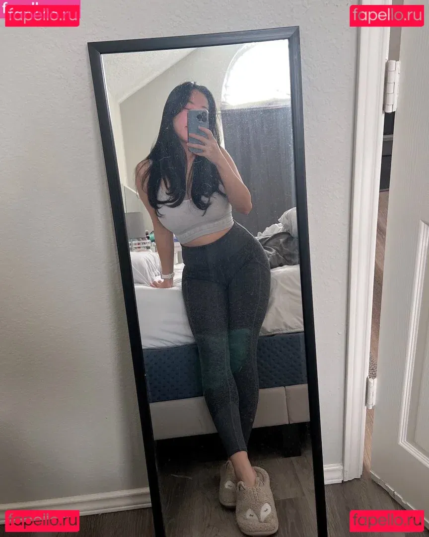 Yoonie Onlyfans Photo Gallery 