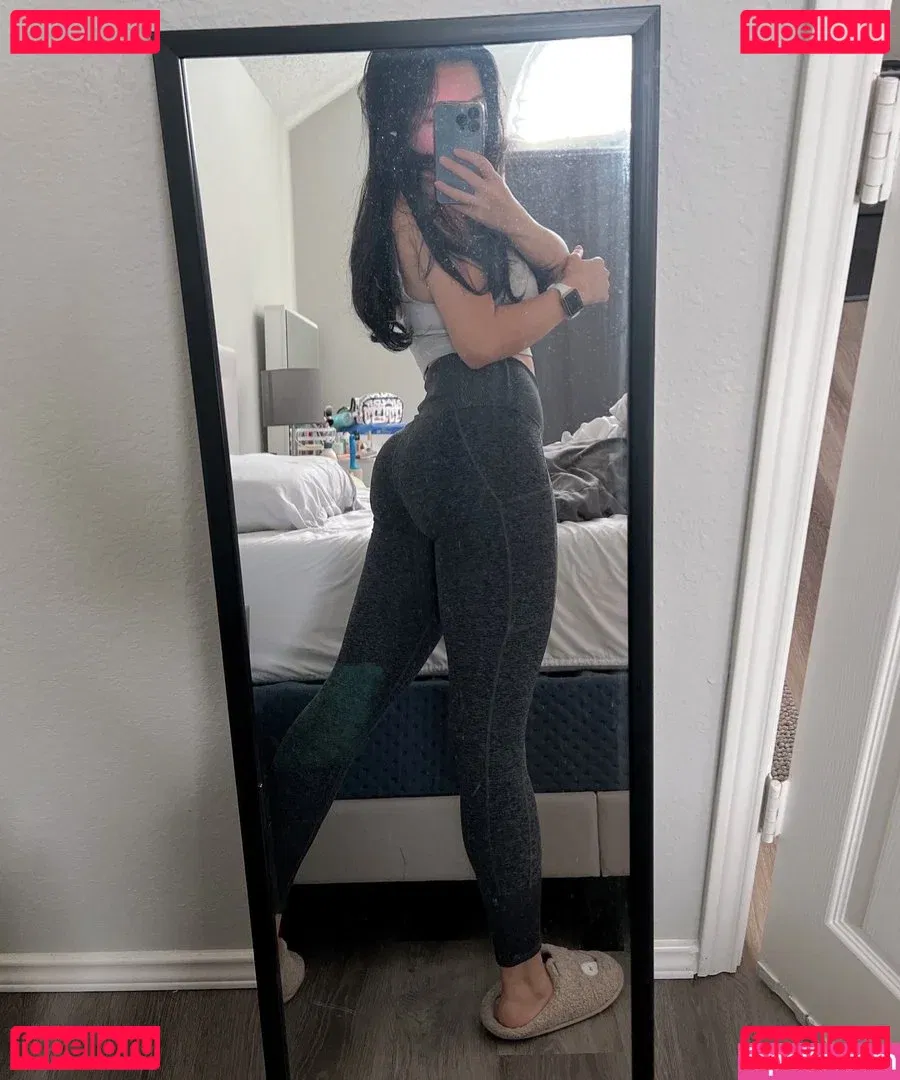 Yoonie Onlyfans Photo Gallery 