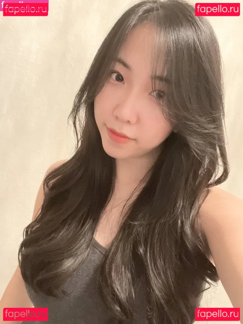 Yoonie Onlyfans Photo Gallery 