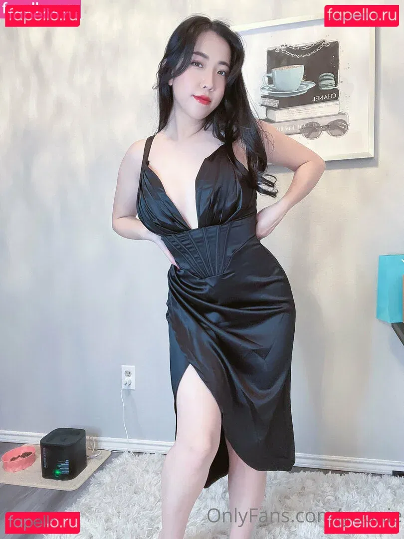 Yoonie Onlyfans Photo Gallery 