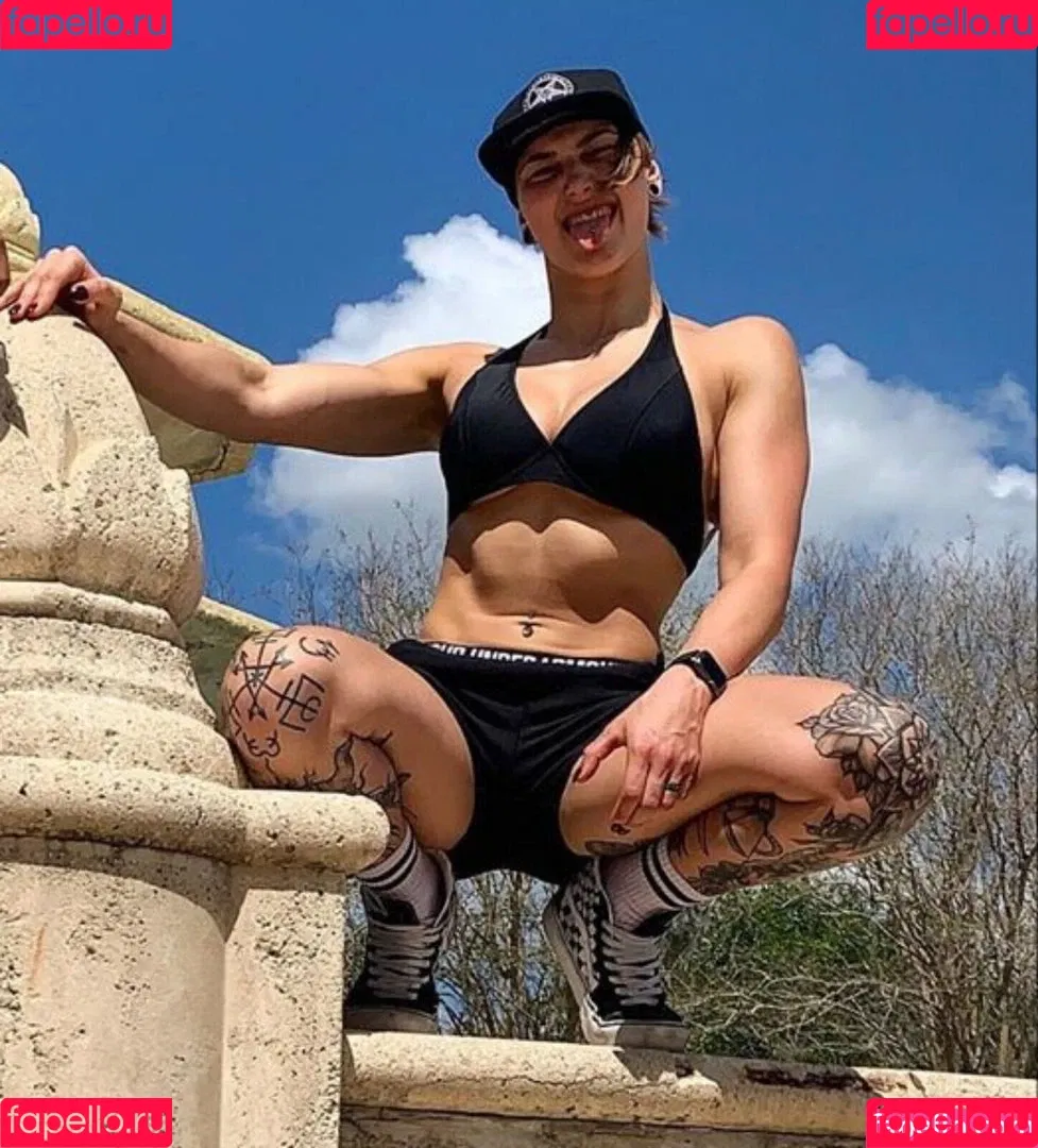Rhea Ripley Onlyfans Photo Gallery 
