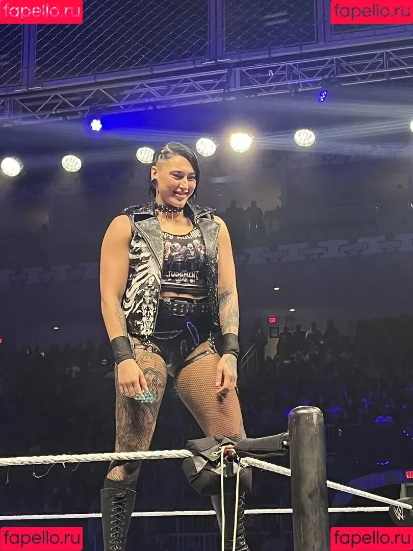 Rhea Ripley Onlyfans Photo Gallery 