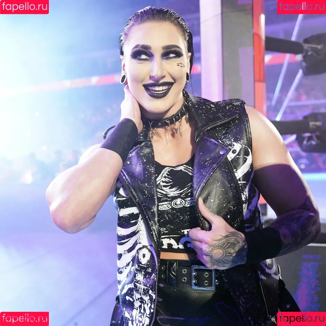 Rhea Ripley Onlyfans Photo Gallery 