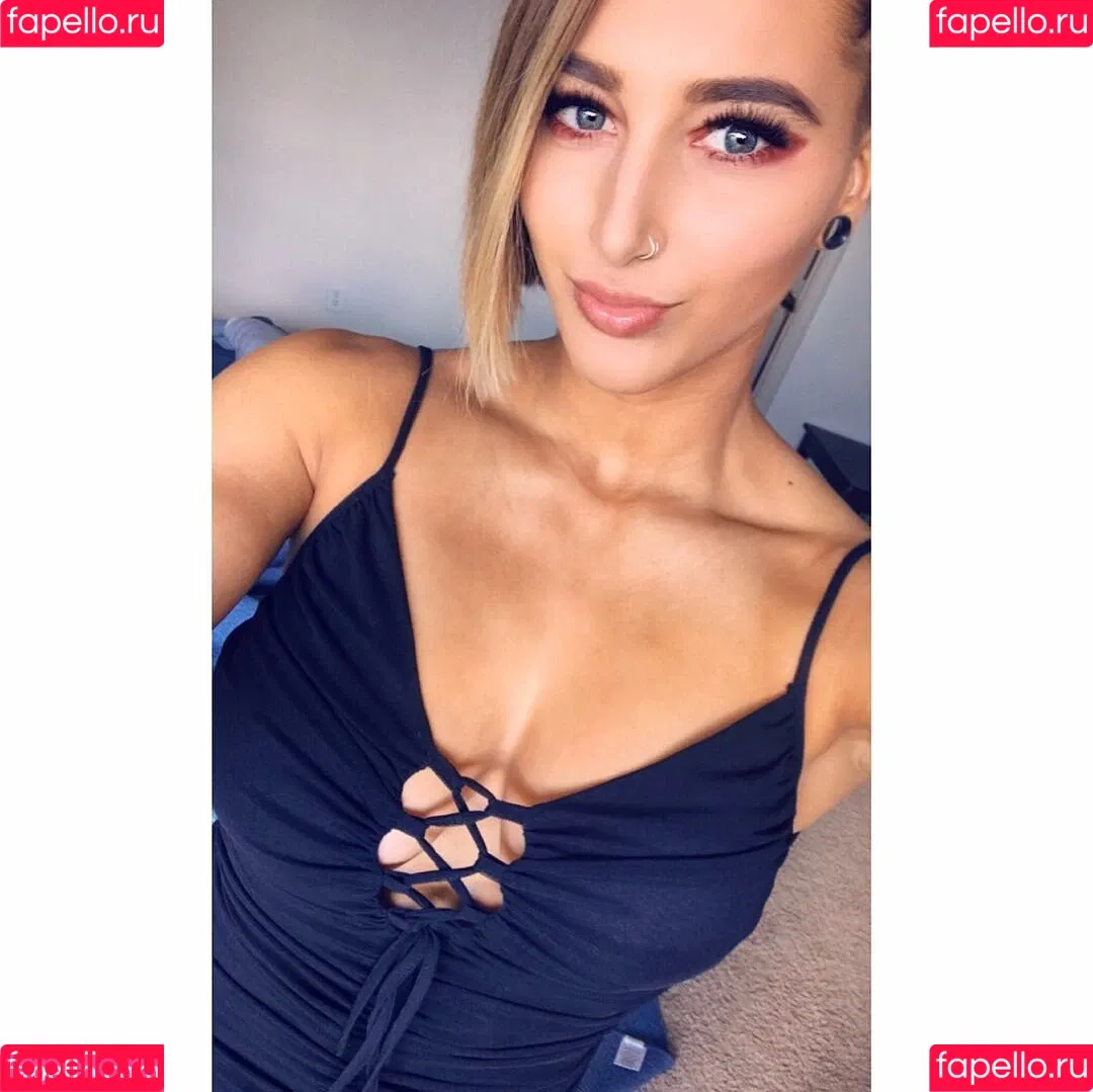Rhea Ripley Onlyfans Photo Gallery 