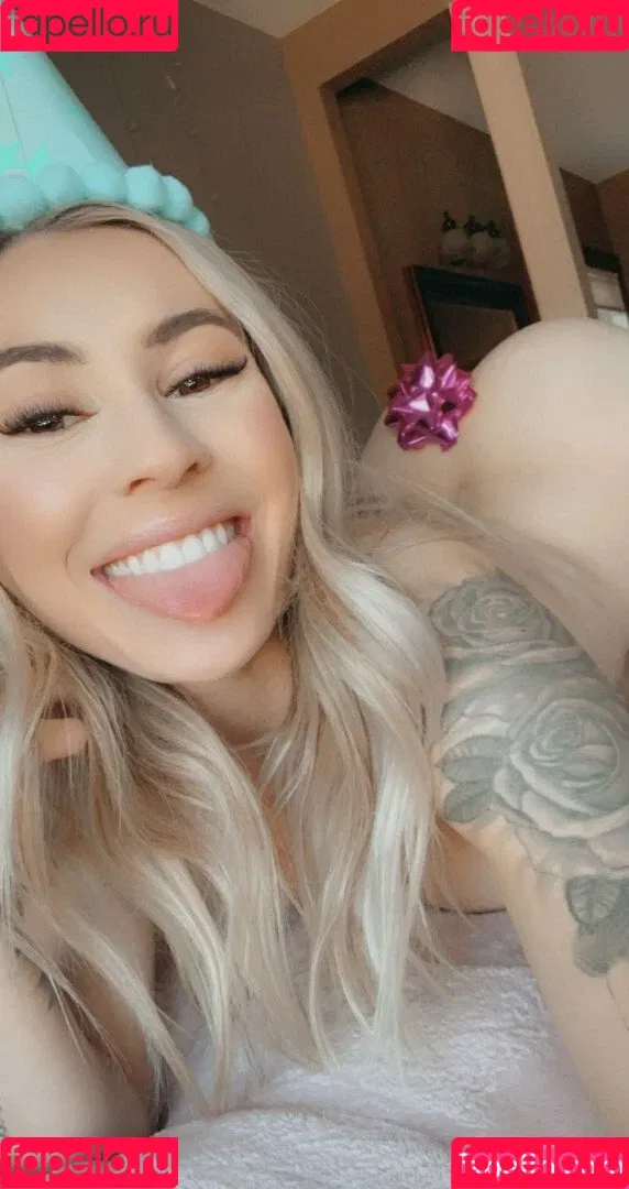 thelauraskyeofficial Onlyfans Photo Gallery 
