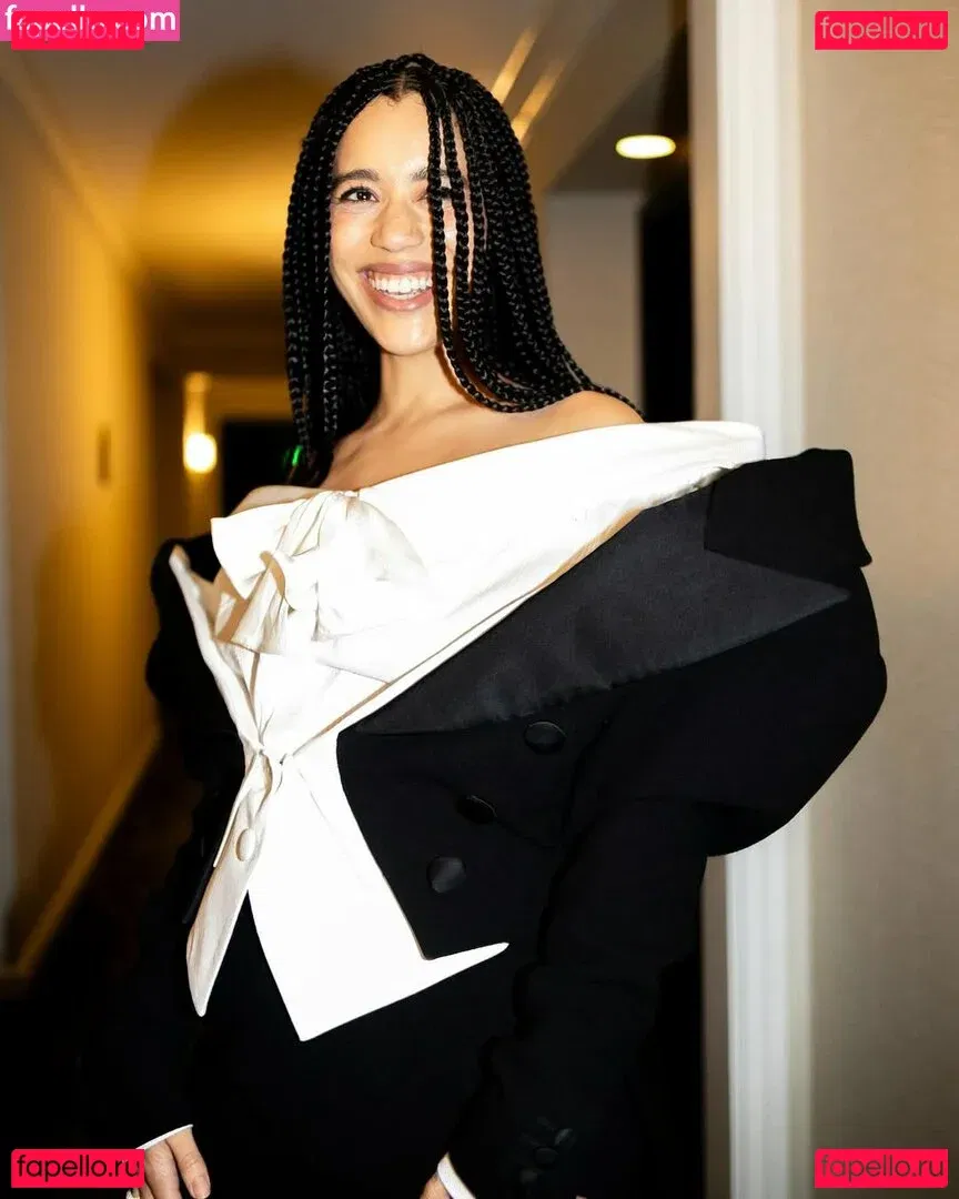 Jasmin Savoy Brown Onlyfans Photo Gallery 