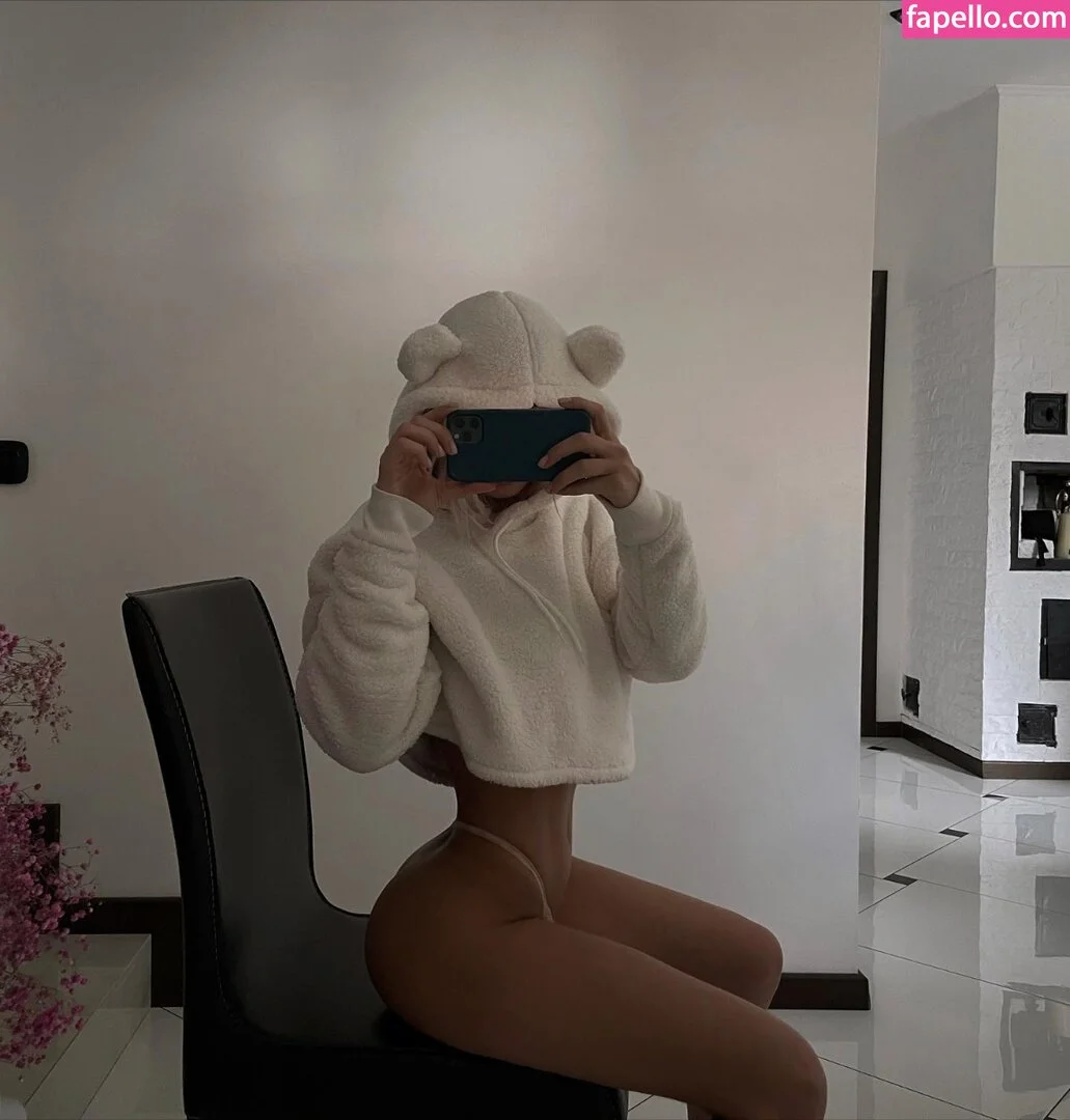 Kate Kirienko Onlyfans Photo Gallery 