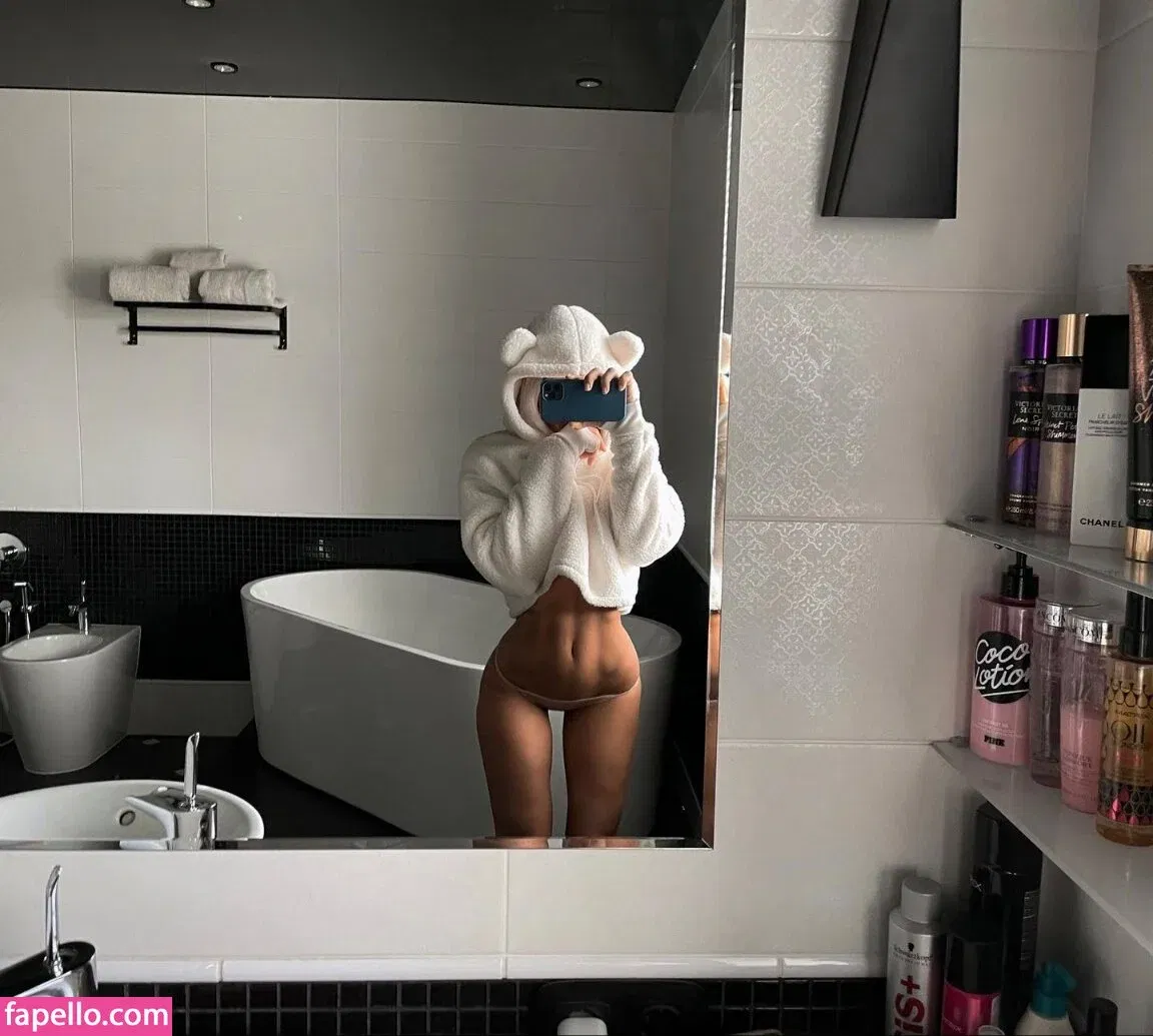 Kate Kirienko Onlyfans Photo Gallery 