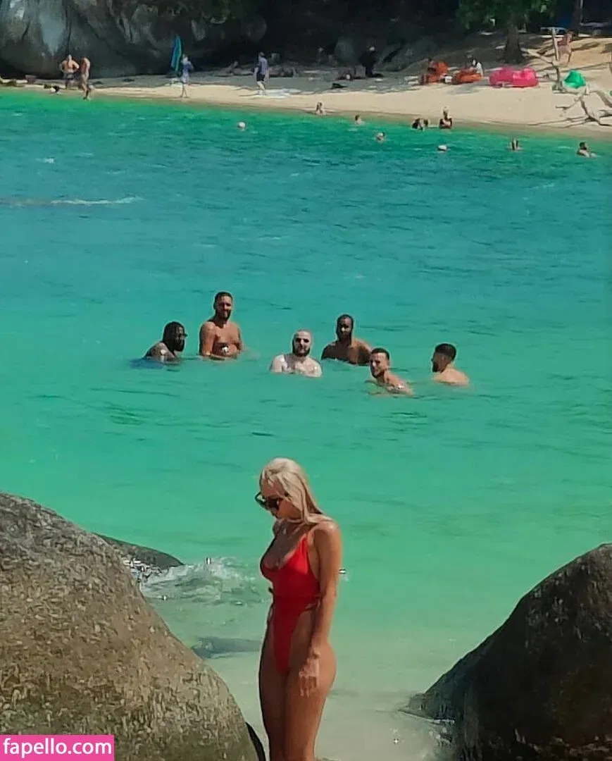 Kate Kirienko Onlyfans Photo Gallery 