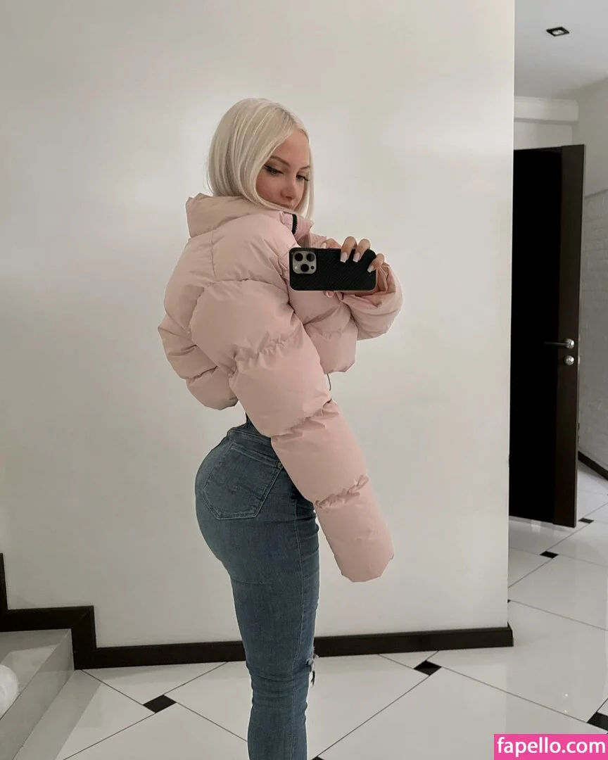 Kate Kirienko Onlyfans Photo Gallery 